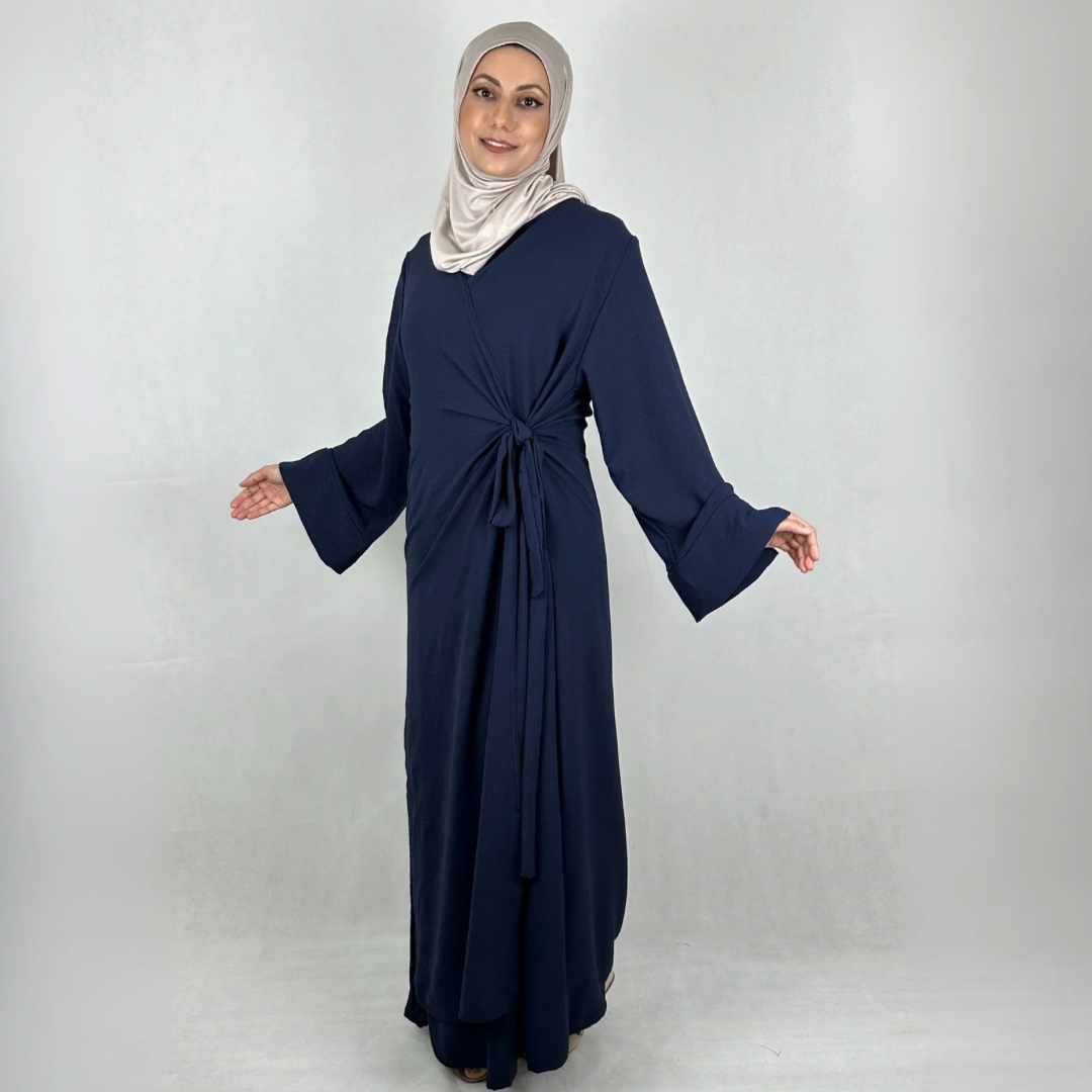 Samra Abaya in Wickeloptik