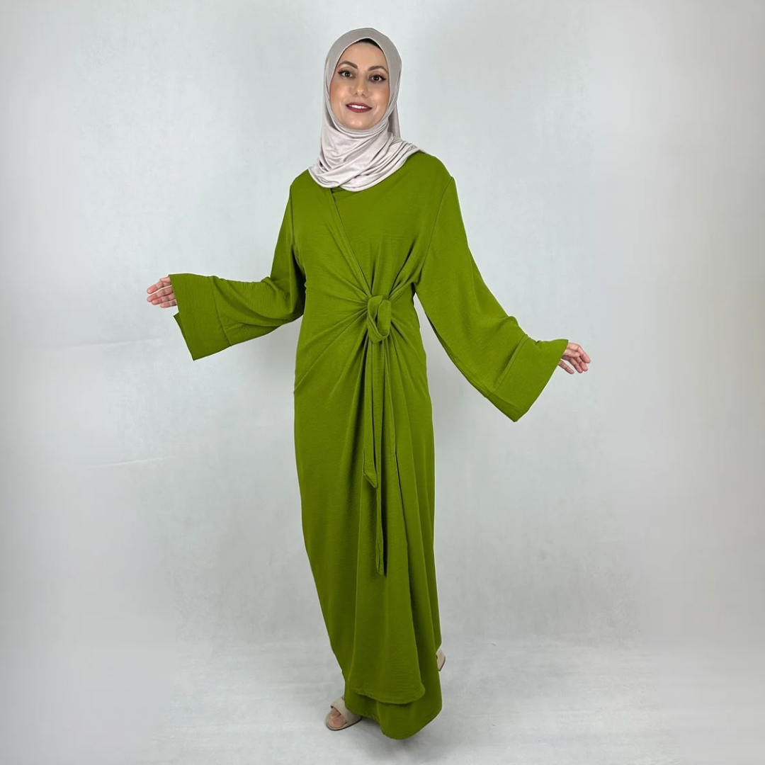 Samra Abaya in Wickeloptik