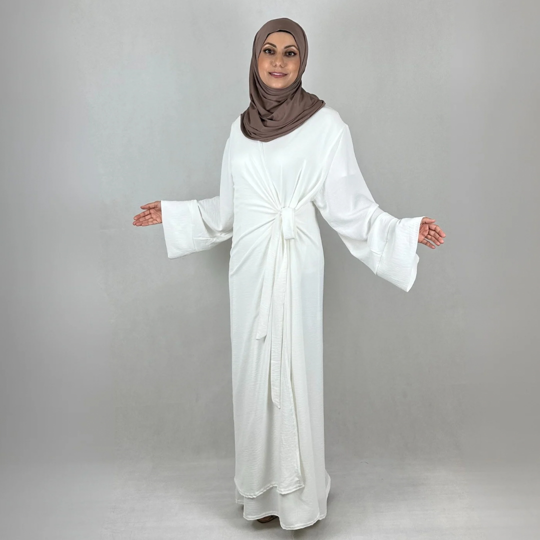 Samra Abaya in Wickeloptik