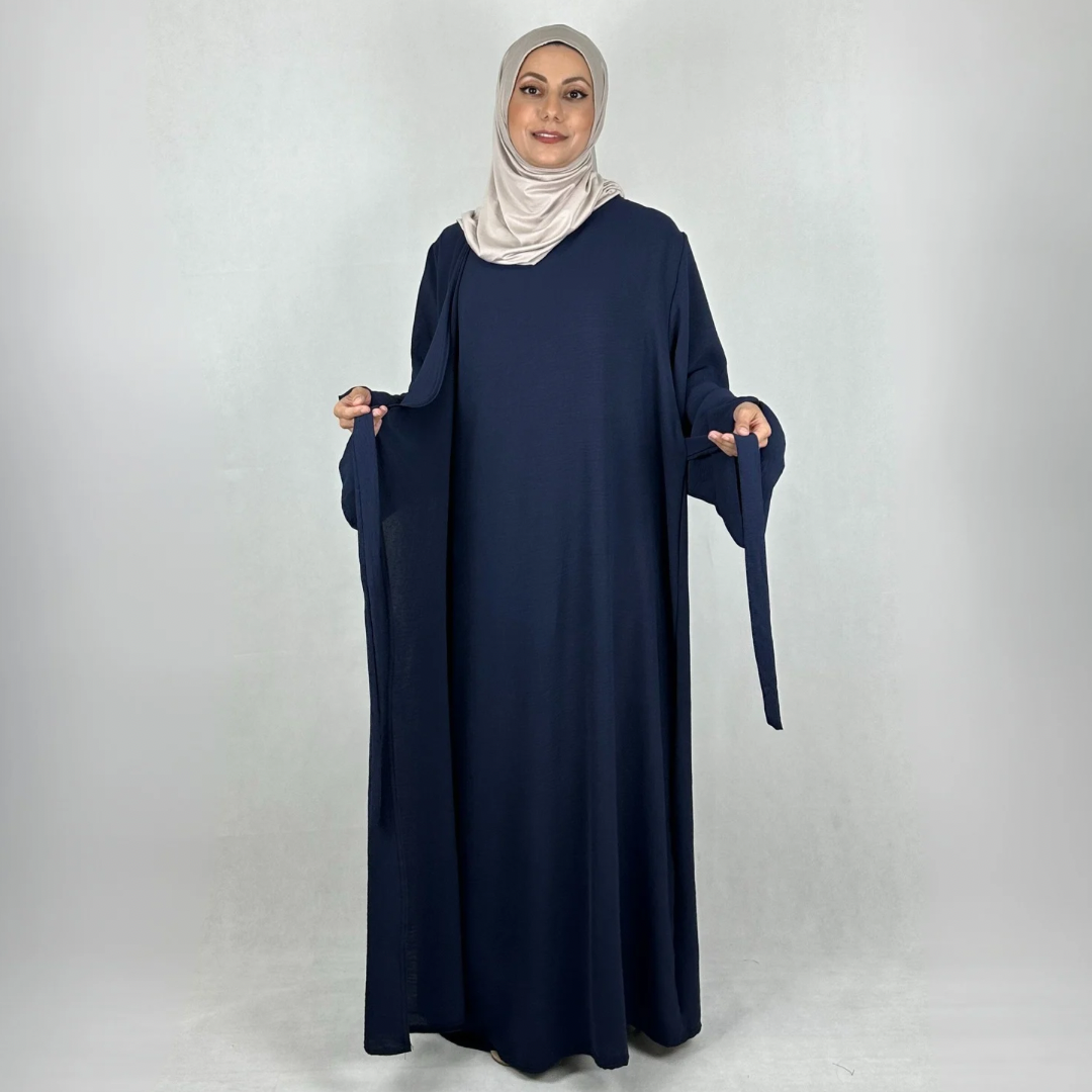 Samra Abaya in Wickeloptik