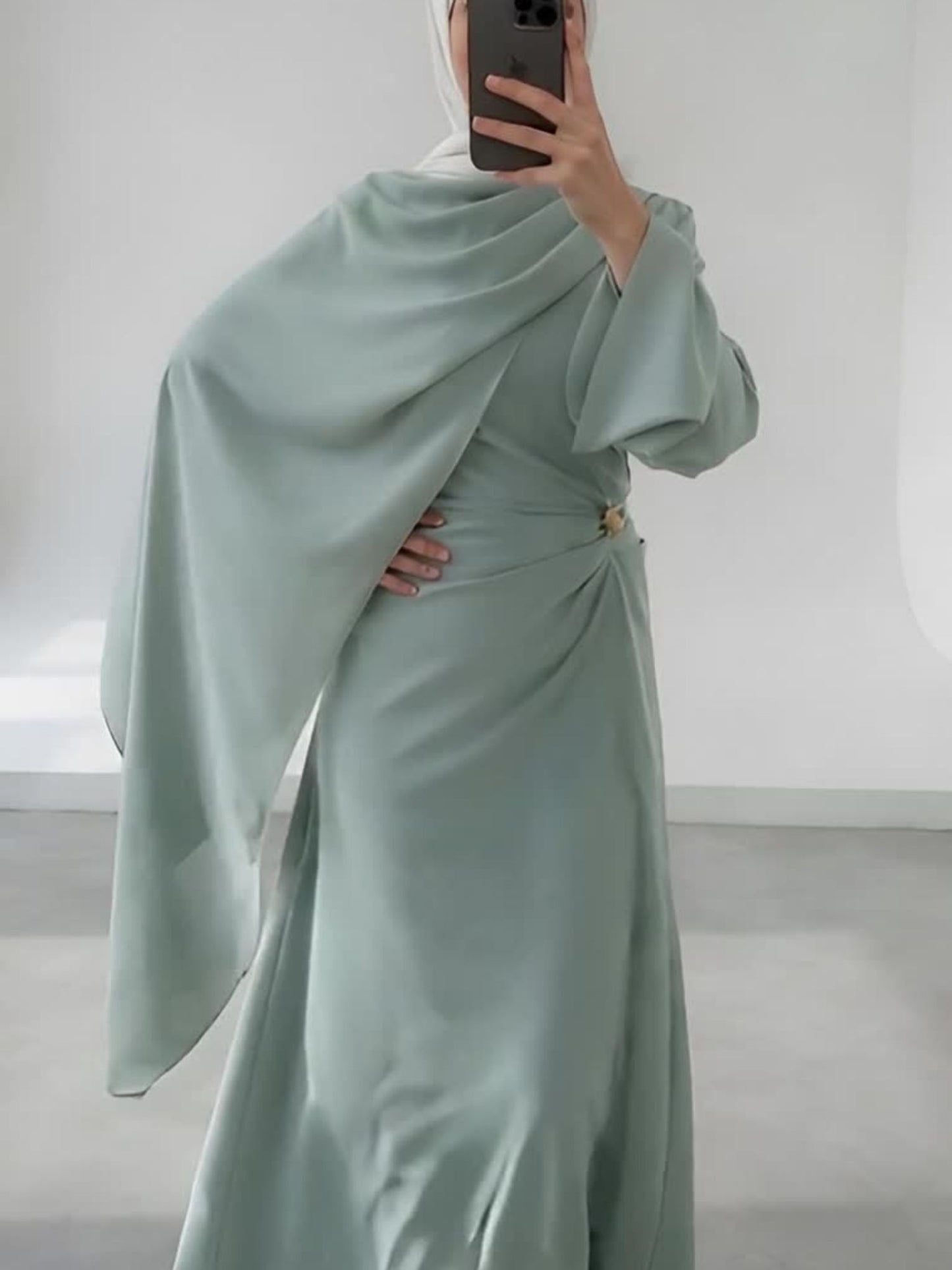 Azra Kleid