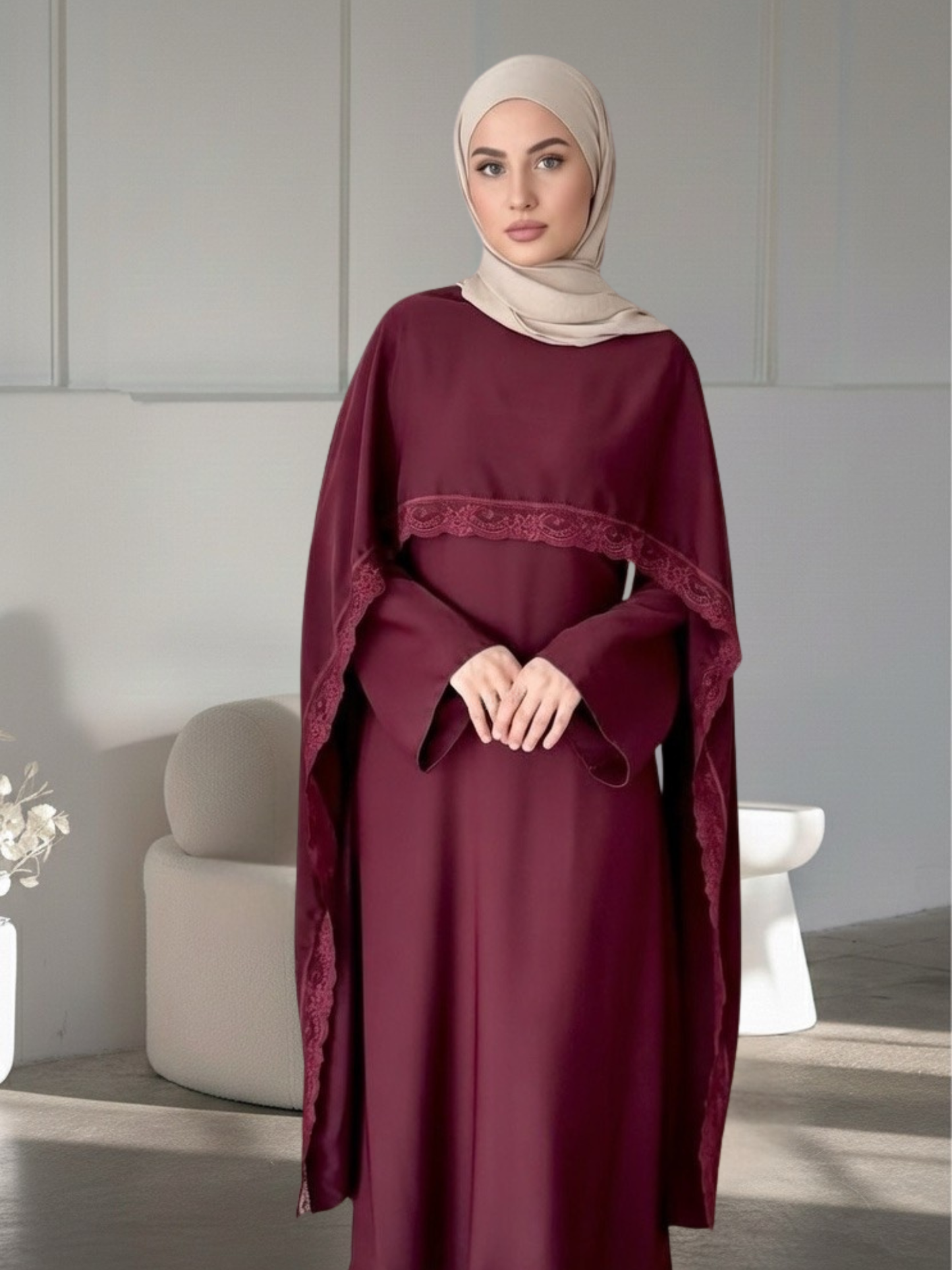 Rania Spitzen Cape Kleid